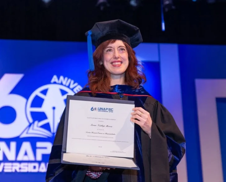 Doctorado-honoris-causa-a-Irene-Vallejo-1-728x587